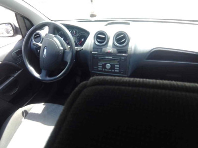 FORD FIESTA (CBK)