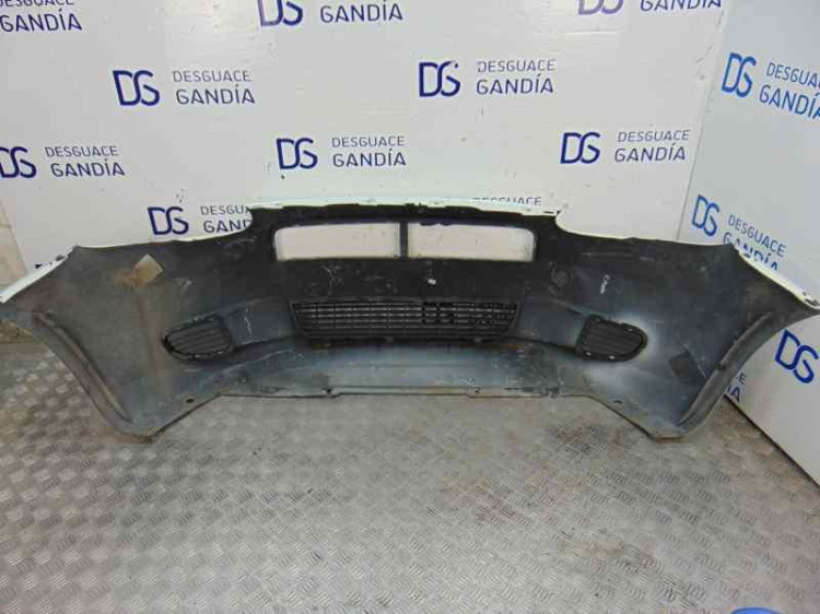 PARAGOLPES DELANTERO