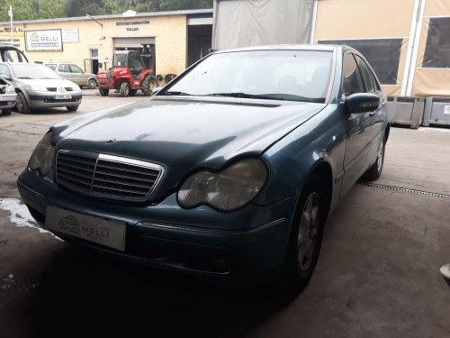 MERCEDES-BENZ CLASE C (BM 203) BERLINA — vehículo donante para recambios 