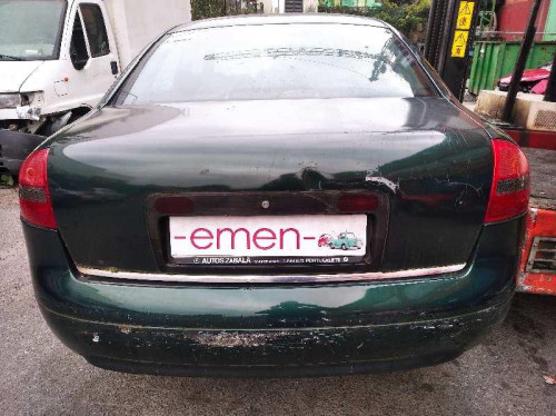  AUDI A6 BERLINA (4B2) 