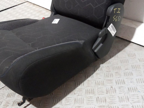 ASIENTOS TRASERO IZQUIERDO PEUGEOT PARTNER FURGÓN 