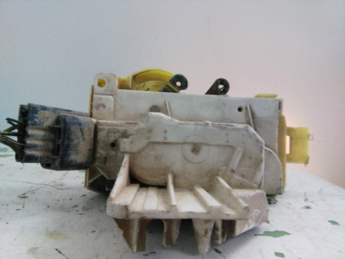 CERRADURA PUERTA DELANTERA DERECHA FORD FOCUS BERLINA (CAK) 