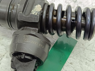 INYECTOR, VOLKSWAGEN, PASSAT BERLINA (3C2)