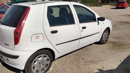 FIAT II PUNTO (188) BERLINA — vehículo donante para recambios 