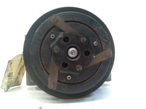  COMPRESOR AIRE ACONDICIONADO 