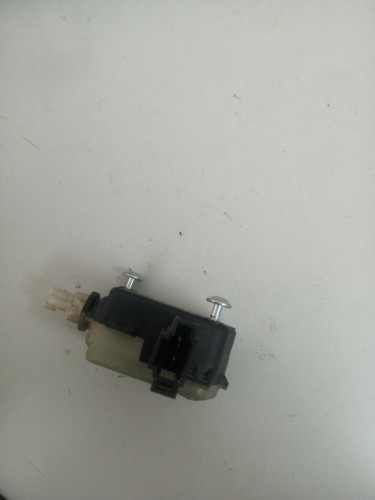  MOTOR CIERRE CENTRALIZADO PORTON Seat LEON (1M1) 