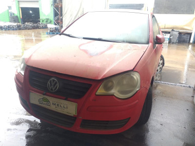 VOLKSWAGEN POLO IV (9N3)