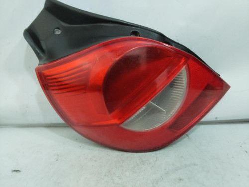 PILOTO TRASERO IZQUIERDO Renault CLIO III 