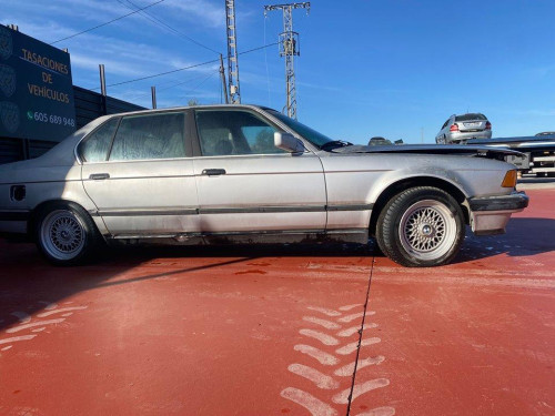  BMW SERIE 7 (E32) 