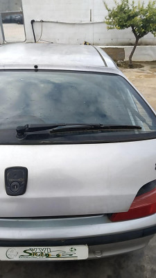 BRAZO LIMPIA TRASERO Peugeot 106 (S2)(04.1996->)