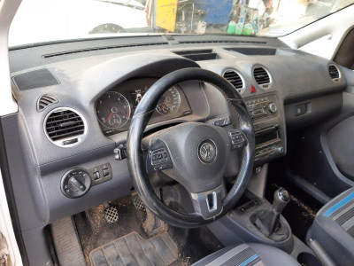 VOLKSWAGEN CADDY (2C)(08.2010)
