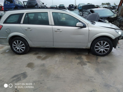 OPEL ASTRA H CARAVAN
