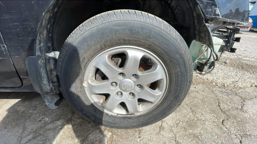 LLANTA KIA CARNIVAL 