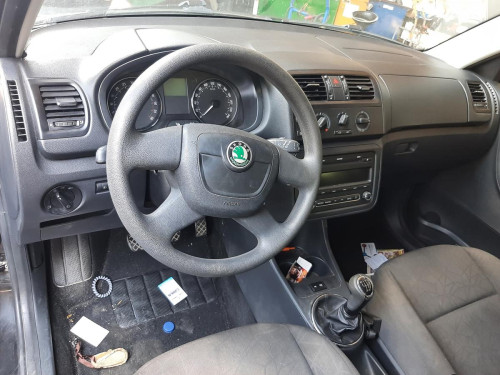  SKODA FABIA (5J2) 