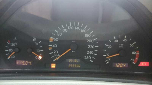  MERCEDES-BENZ CLK (BM 208) COUPE 