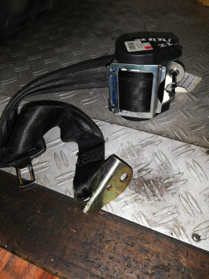 CINTURON SEGURIDAD TRASERO IZQUIERDO