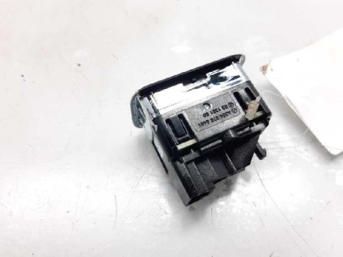MANDO ELEVALUNAS TRASERO DERECHO Mercedes-Benz CLASE C (BM 204) FAMILIAR 
