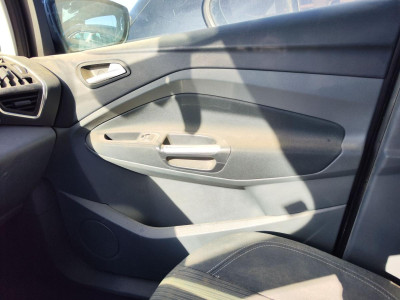 GUARNECIDO PUERTA DELANTERA DERECHA