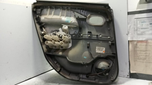 GUARNECIDO PUERTA TRASERA DERECHA, , 