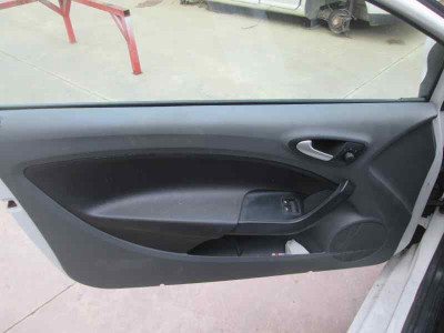SEAT IBIZA SC (6J1)