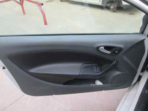  SEAT IBIZA SC (6J1) 