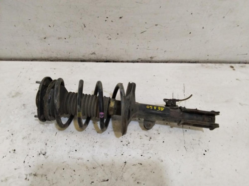 AMORTIGUADOR DELANTERO IZQUIERDO Toyota COROLLA (E12) 