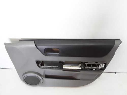 GUARNECIDO PUERTA DELANTERA DERECHA NISSAN X-TRAIL (T30) 