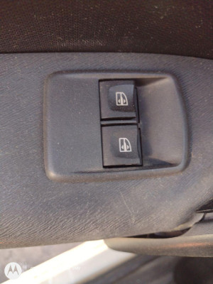 MANDO ELEVALUNAS DELANTERO IZQUIERDO, RENAULT, KANGOO II (F/KW0)