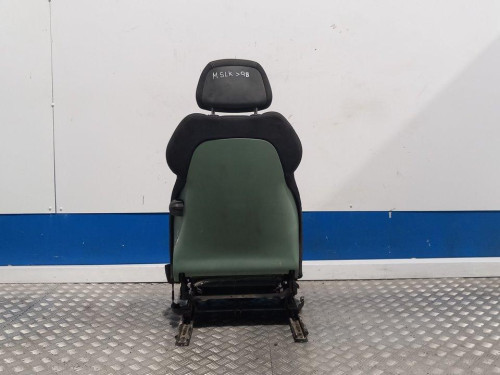  ASIENTO DELANTERO DERECHO 