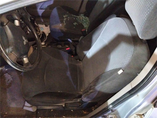 ASIENTO DELANTERO IZQUIERDO MITSUBISHI GRANDIS (NA0W) 