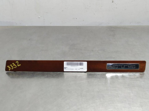  MOLDURA CADILLAC STS 
