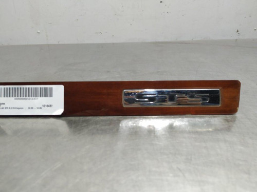 MOLDURA CADILLAC STS 