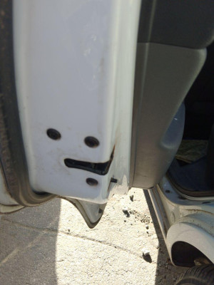 CERRADURA PUERTA TRASERA IZQUIERDA
