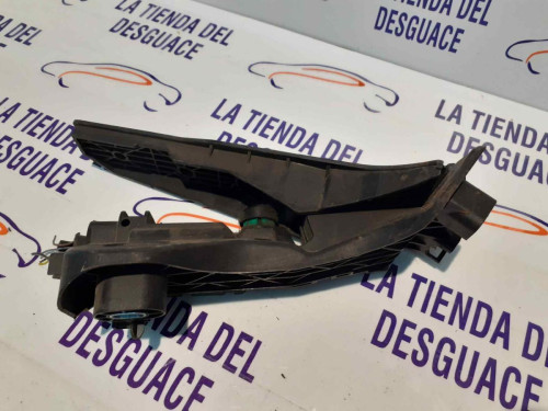  PEDAL ACELERADOR 