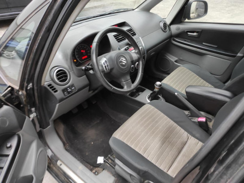 SUZUKI SX4 (RW/EY) — vehículo donante para recambios 