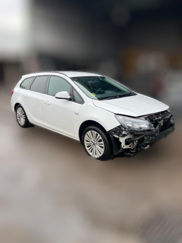  OPEL ASTRA J SPORTS TOURER 