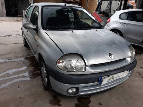 RENAULT CLIO II FASE I (B/CB0) — автомобиль-донор на запчасти 