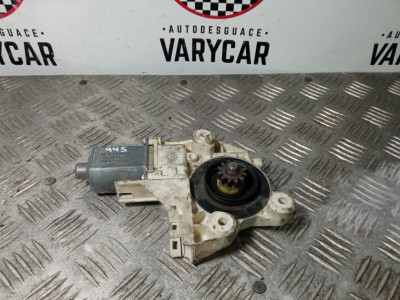 MOTOR ELEVALUNAS DELANTERO DERECHO