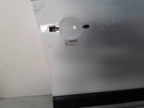 PUERTA DELANTERA DERECHA 
