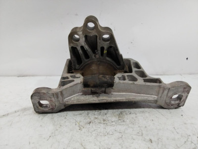 SOPORTE MOTOR DERECHO