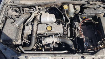 OPEL VECTRA C BERLINA