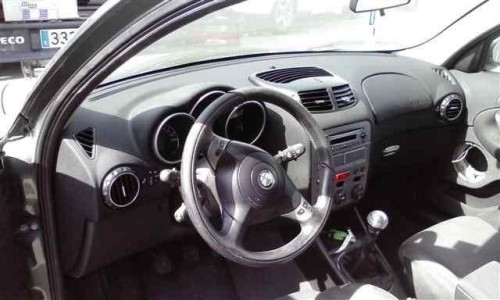 ALFA ROMEO 147 (190) — vehículo donante para recambios 