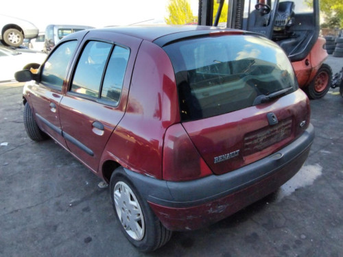 RENAULT CLIO II FASE I (B/CB0) — vehículo donante para recambios 