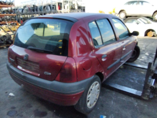 RENAULT CLIO II FASE I (B/CB0) — vehículo donante para recambios 