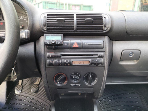  SEAT TOLEDO (1M2) 