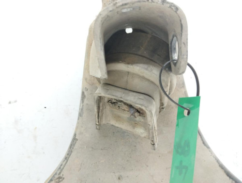 BRAZO SUSPENSION INFERIOR DELANTERO DERECHO IVECO 