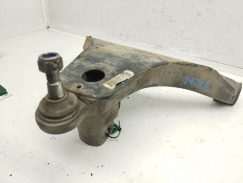 BRAZO SUSPENSION INFERIOR DELANTERO DERECHO IVECO 