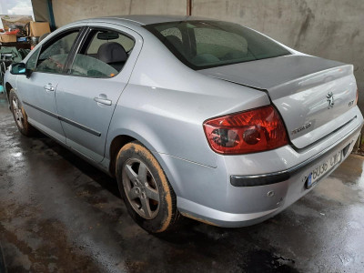 PEUGEOT 407