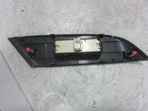 MANDO ELEVALUNAS DELANTERO DERECHO Lexus RX (GGL1/GYL1) 