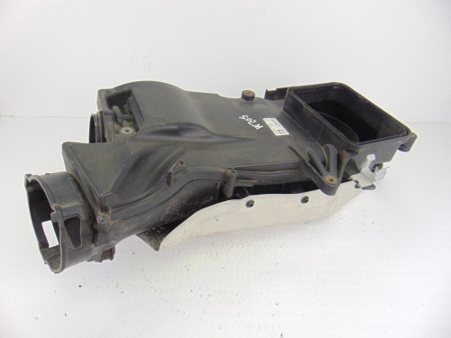  MERCEDES-BENZ CLASE C (BM 205) BERLINA 